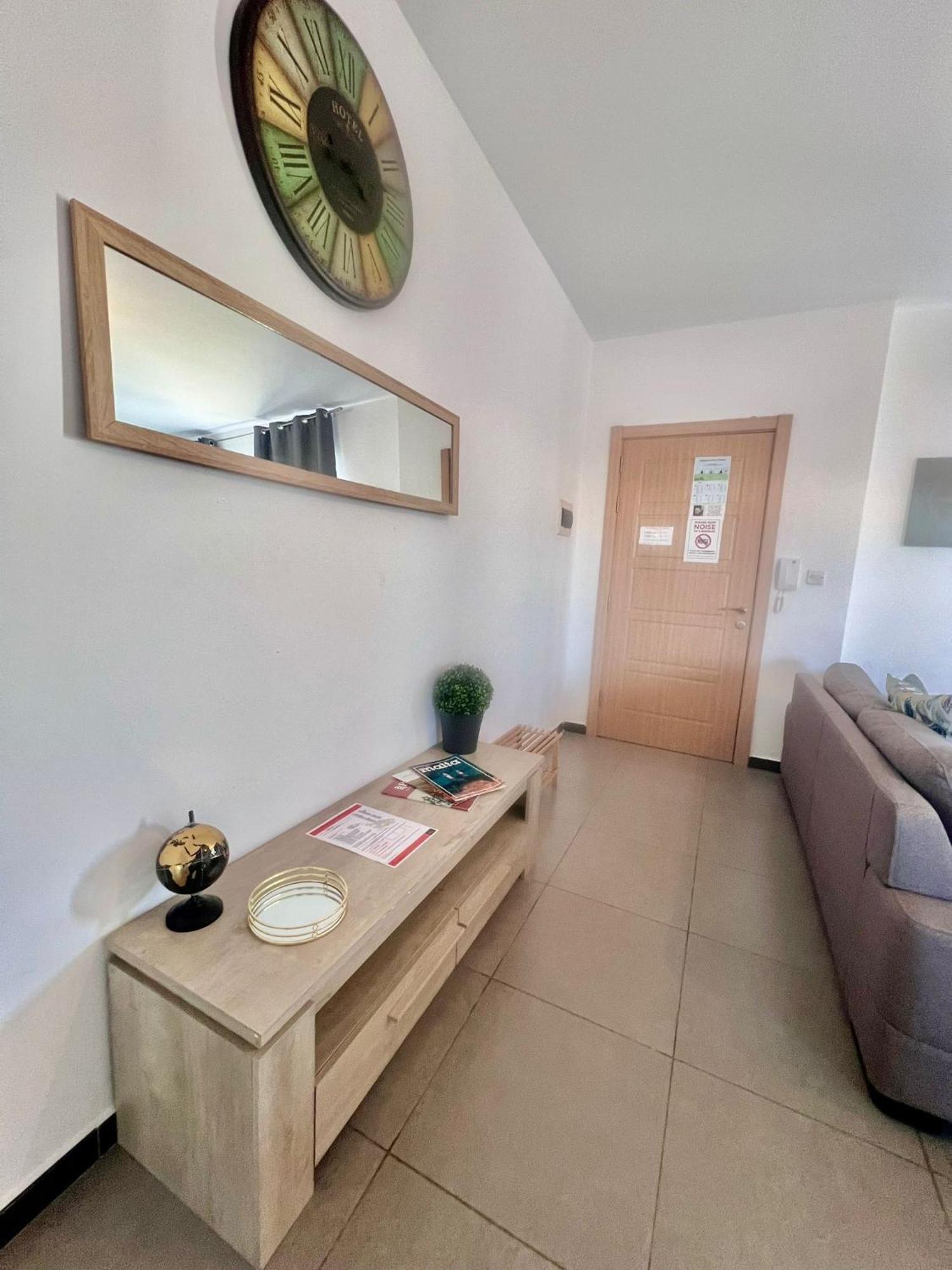 83/3-Lovely 1 Bedroom Penthouse Birkirkara Exterior photo